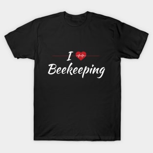 I Love Beekeeping Cute Red Heart T-Shirt